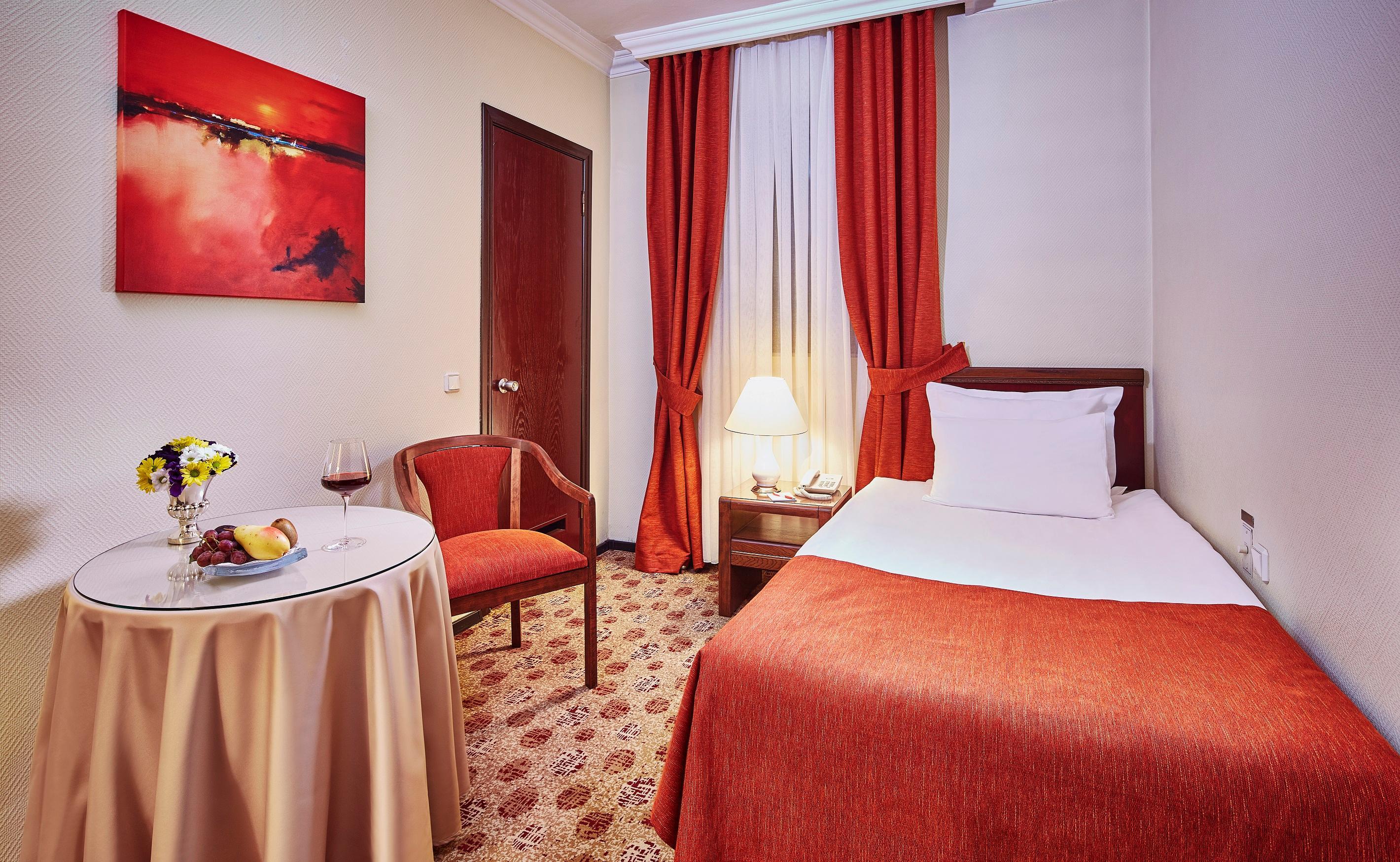 Guenes Hotel Merter Istanboel Buitenkant foto